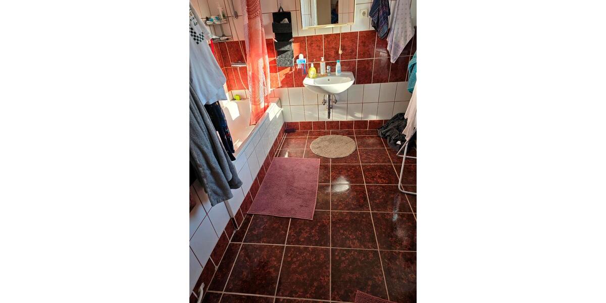 Dachgeschoßwohnung Neunkirchen - 2 Zimmer, 75 m&sup2;, 550&euro; | Angebot:26402569