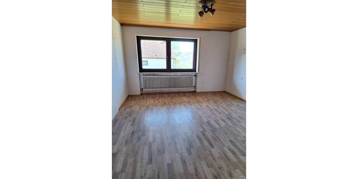 Einfamilienhaus Greding - 9 Zimmer, 211 m&sup2;, 547.000&euro; | Angebot:26658846