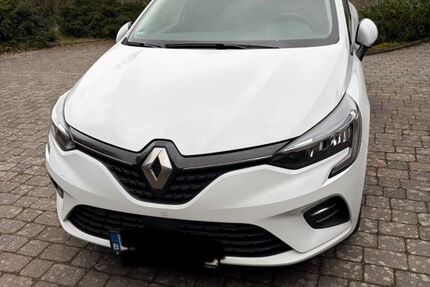 Renault Clio 50.311 km 13.500 &euro; Schönberg 04782