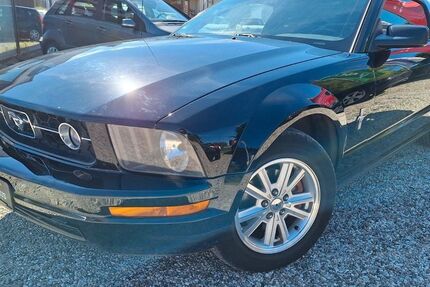 Ford Mustang 99.500 km 12.990 &euro; Springe 31832