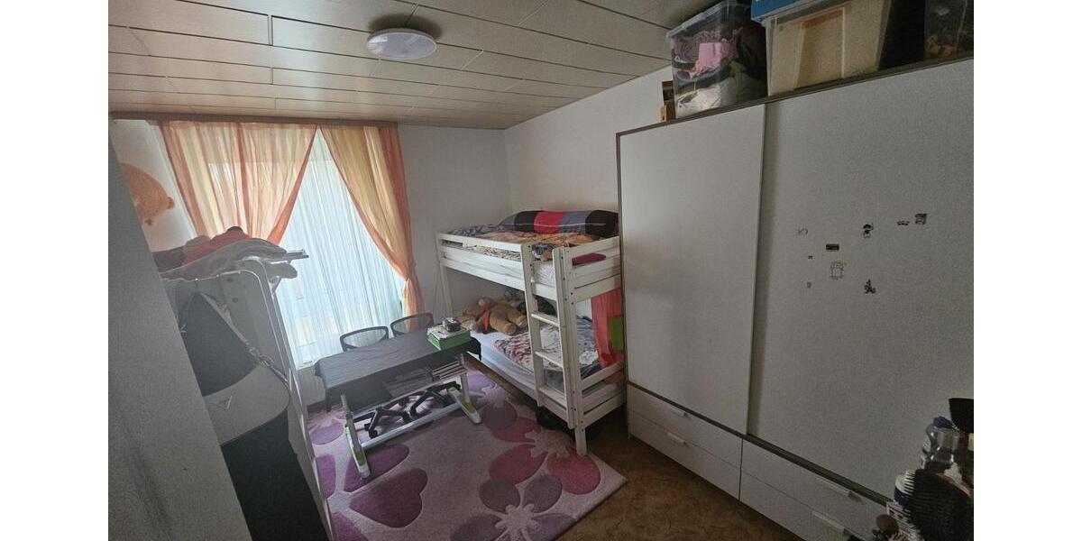 ** Große 4-Zimmer-Eigentumswohnung in Altwarmbüchen ** 4 zimmer