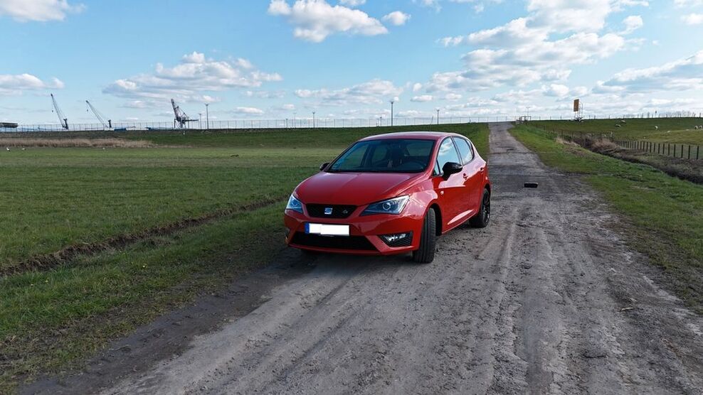 Seat Ibiza 154.000 km 5.500 € Brake (Unterweser) 26919