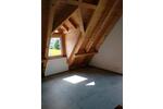 Dachgeschoßwohnung Finning - 3 Zimmer, 67 m&sup2;, 1.220&euro; | Angebot:26422205
