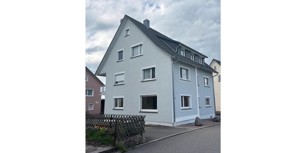 Erdgeschoßwohnung Schramberg - 3.5 Zimmer, 100 m&sup2;, 750&euro; | Angebot:26258917