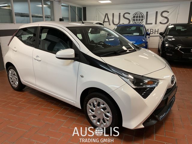 Toyota Aygo (X) 51.000 km 11.990 &euro; Wülfrath 42489
