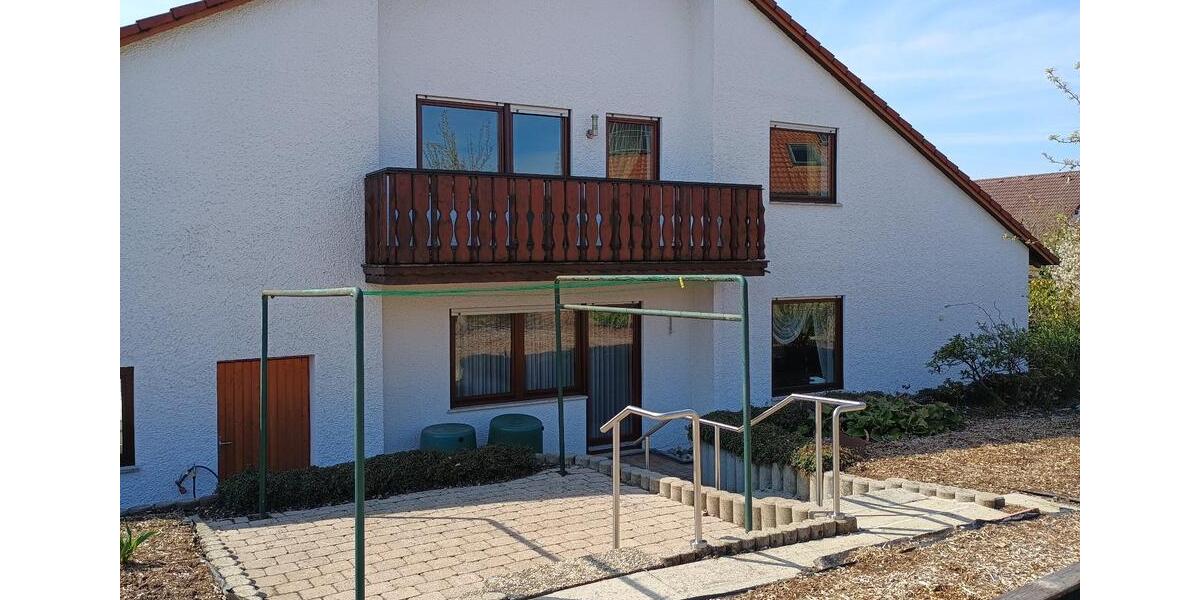 Einfamilienhaus Hüttlingen - 10 Zimmer, 255 m&sup2;, 720.000&euro; | Angebot:26835609
