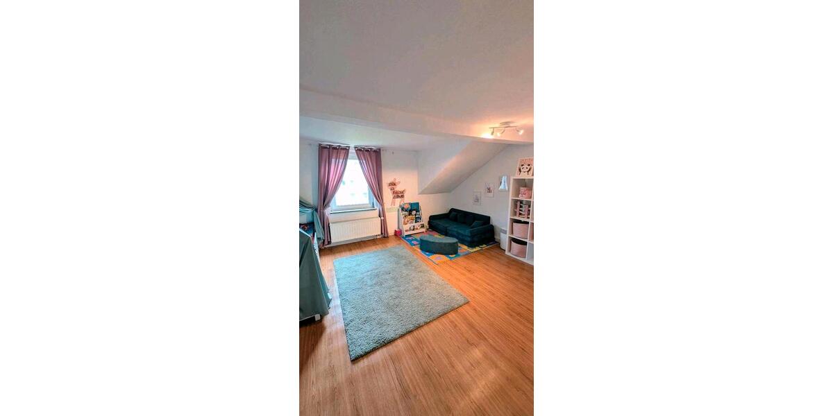 Einfamilienhaus Bad Arolsen - 8 Zimmer, 200 m&sup2;, 295.000&euro; | Angebot:26564167