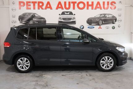 VW Touran 160.000 km 19.499 € Berlin 12099