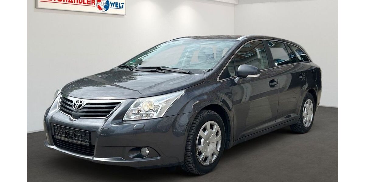 Toyota Avensis 158.310 km 5.499 &euro; Berlin 12681