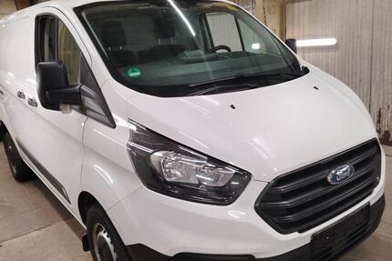 Ford Transit Custom 218.000 km 9.999 &euro; Ditzingen 71254