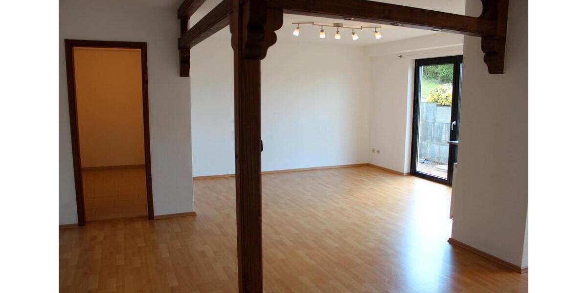 Erdgeschoßwohnung Rotenburg an der Fulda - 2 Zimmer, 67 m&sup2;, 550&euro; | Angebot:26322089