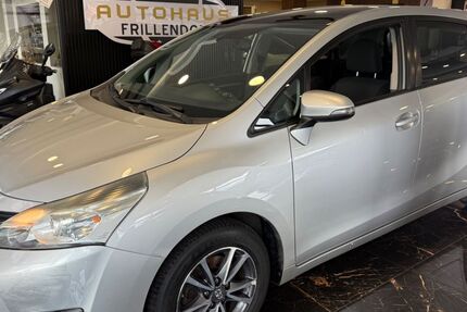 Toyota Verso 213.798 km 5.450 € Essen 45139