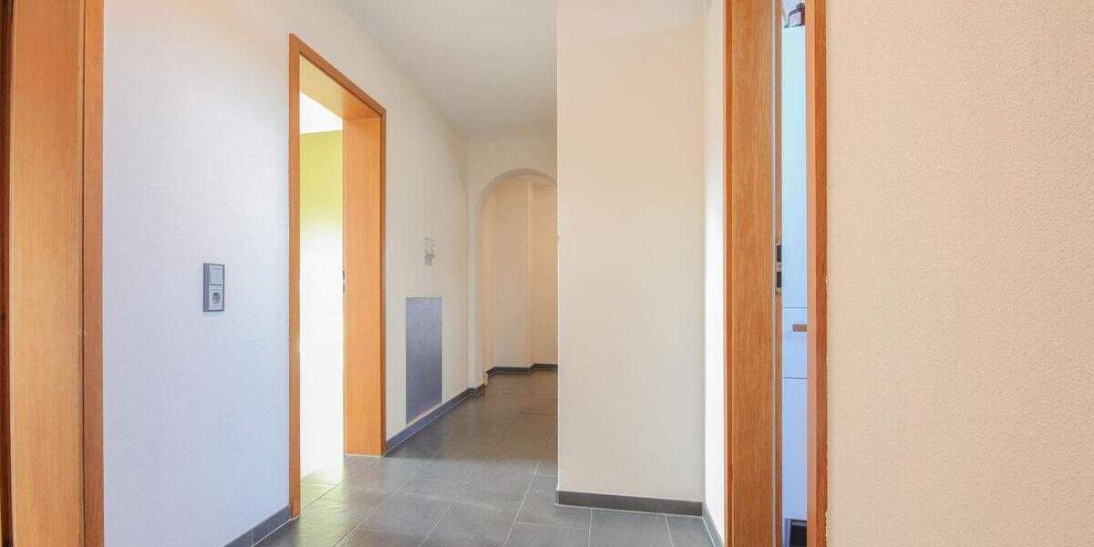 Etagenwohnung Lauchringen Unterlauchringen - 4 Zimmer, 97 m&sup2;, 310.000&euro; | Angebot:25741797