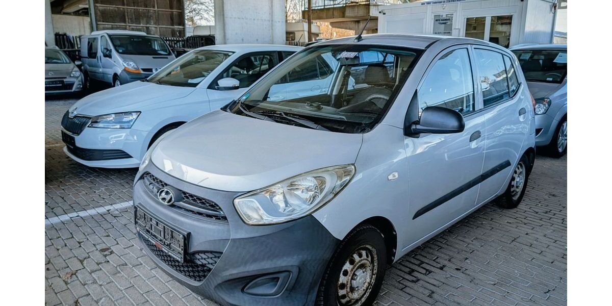 Hyundai i10 90.000 km 2.800 &euro; München 81825