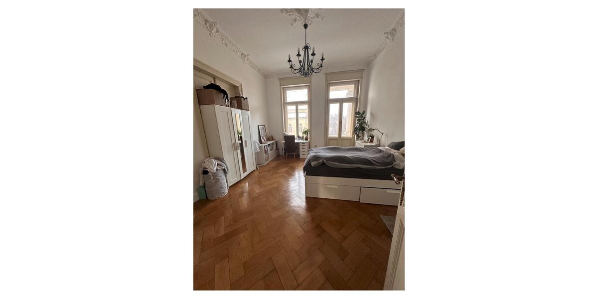 Etagenwohnung Wiesbaden Klarenthal - 5 Zimmer, 180 m&sup2;, 1.860&euro; | Angebot:24570807