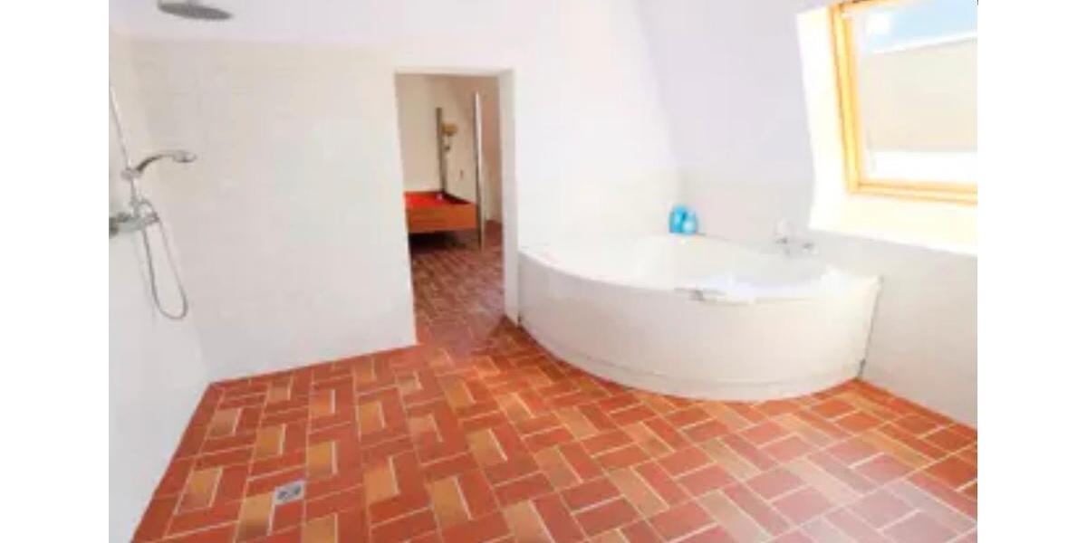 Etagenwohnung Goch - 2 Zimmer, 80 m&sup2;, 750&euro; | Angebot:26197466