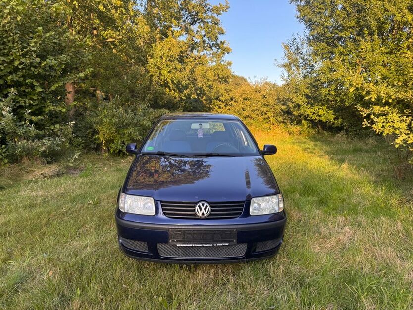 VW Polo 228.408 km 1.199 € Neumünster 24539