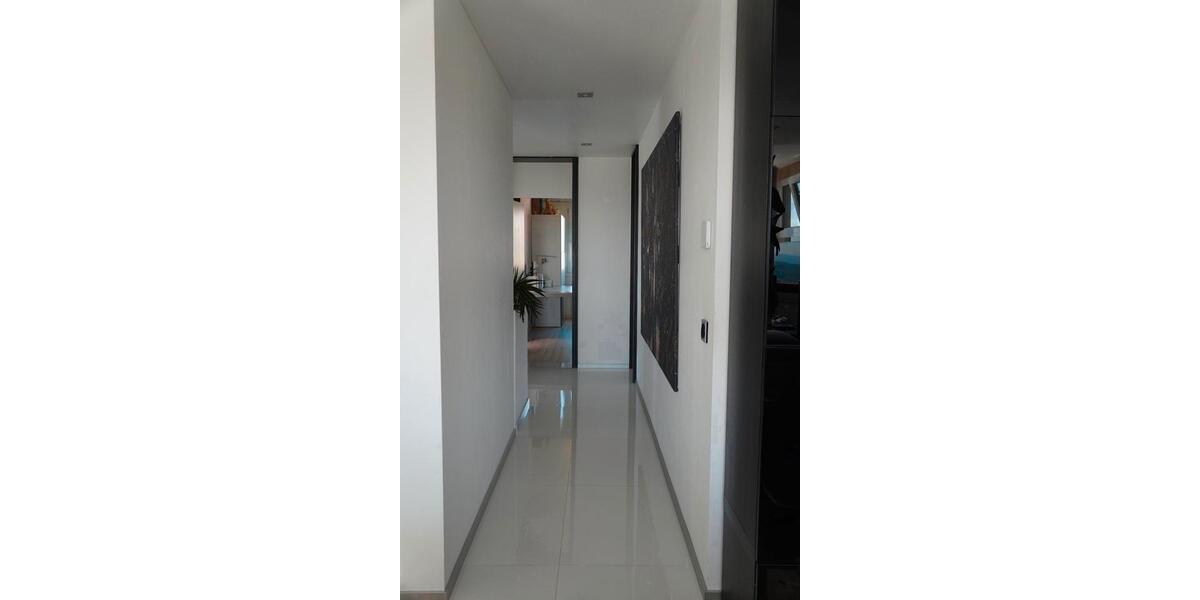 Einfamilienhaus Esslingen am Neckar Brühl - 6 Zimmer, 200 m&sup2;, 750&euro; | Angebot:26658405