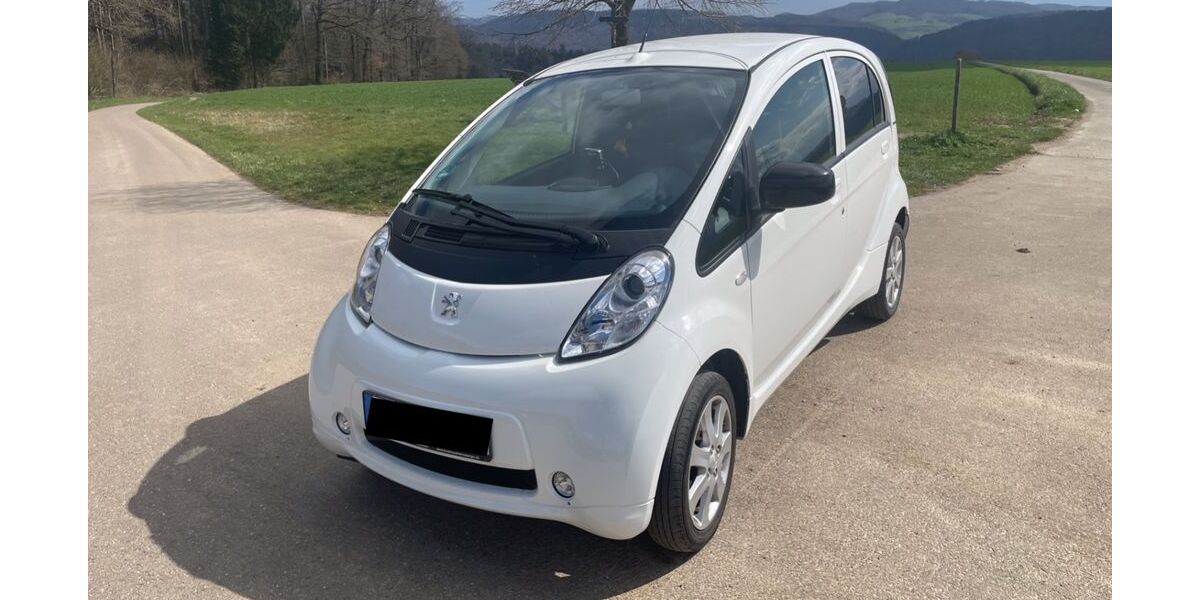 Peugeot iOn 53.000 km 6.700 &euro; Laufenburg 79725