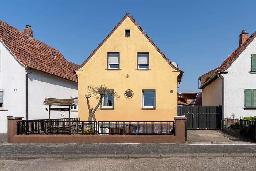 Haus zum Kaufen in Haßloch 449.000 € 193.78 m²