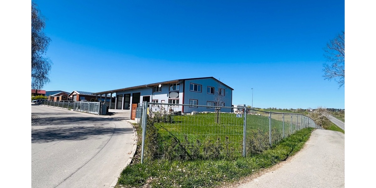 Moderne Gewerbeimmobilie (BJ 2023) mit offener und geschlossener Werkhalle, Büro und Wohnung - Gewerbeobjekt Horb am Neckar | Angebot:26131652
