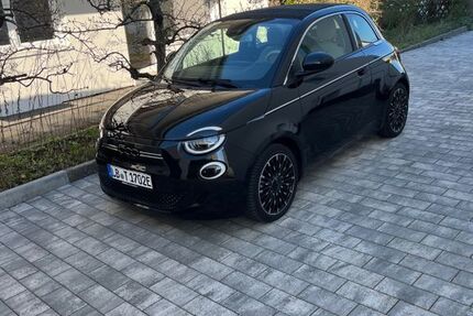 Fiat 500e 14.000 km 22.900 &euro; Sachsenheim 74343