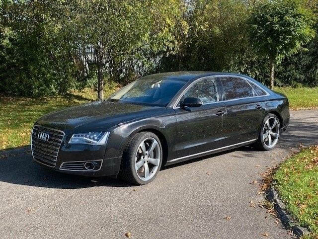 Audi A8 71.200 km 39.500 &euro; Stuttgart 70565