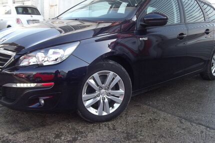 Peugeot 308 175.000 km 8.899 &euro; Berlin 12277