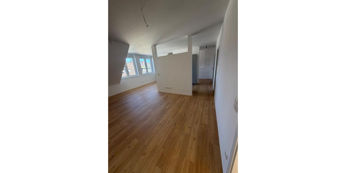Dachgeschoßwohnung Bamberg Bamberg-Ost - 2 Zimmer, 63 m&sup2;, 940&euro; | Angebot:26313123