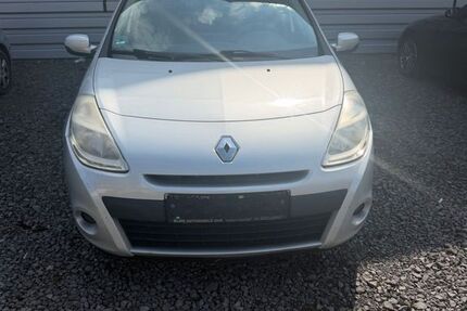 Renault Clio 307.363 km 1.500 &euro; Euskirchen 53881