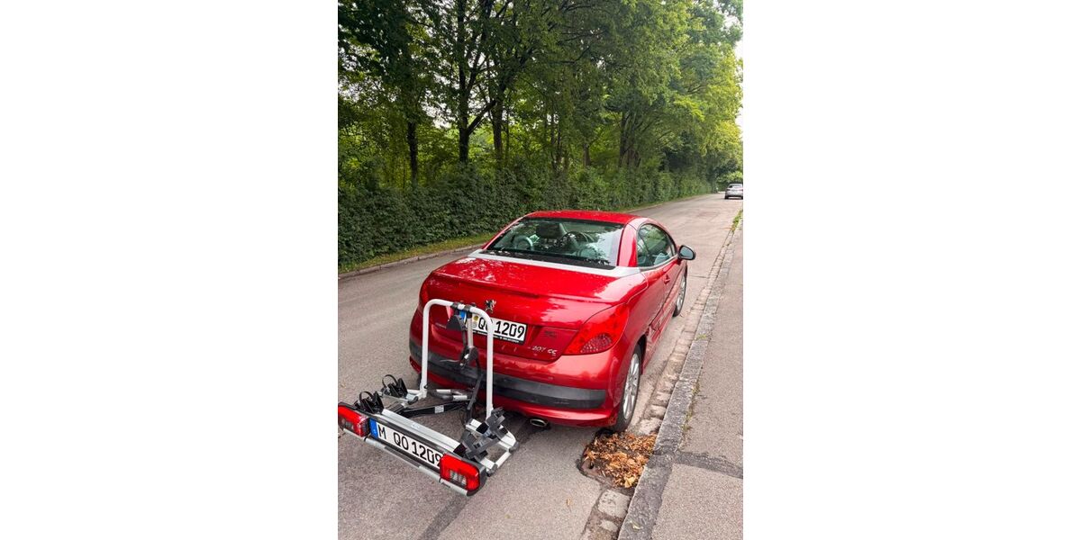 Peugeot 207 80.000 km 2.950 &euro; München 81927