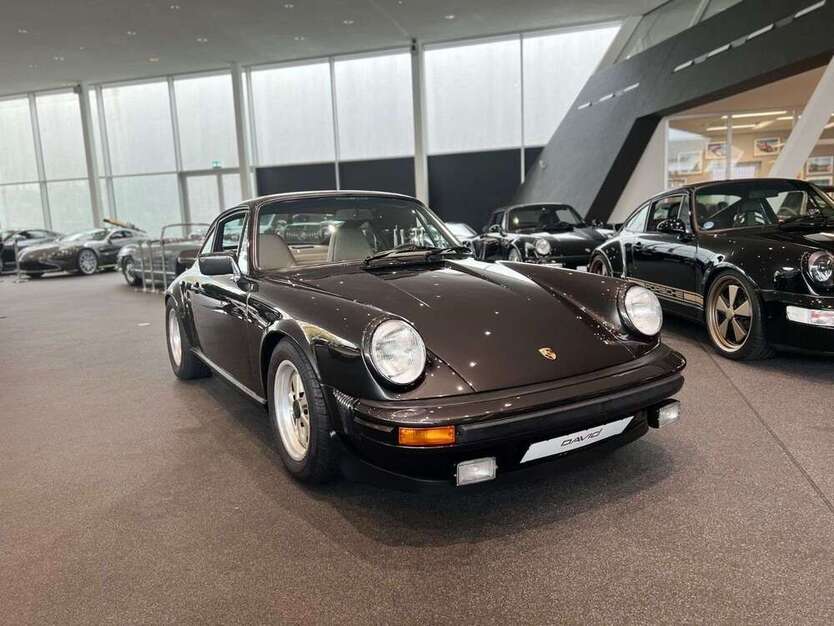 Porsche 911 8.811 km 99.911 € Hamburg 22047