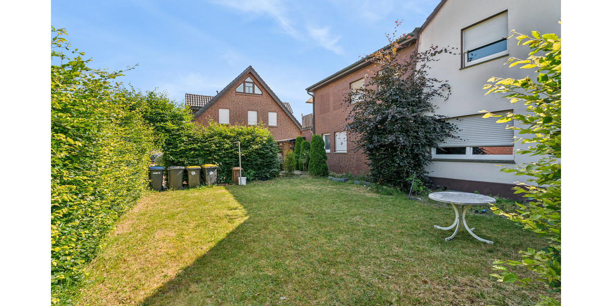 Solides Zweifamilienhaus mit 2 vermieteten Einheiten – Kapitalanlage mit solider Basis - Zweifamilienhaus Rheine / Eschendorf Rheine | Angebot:27000305