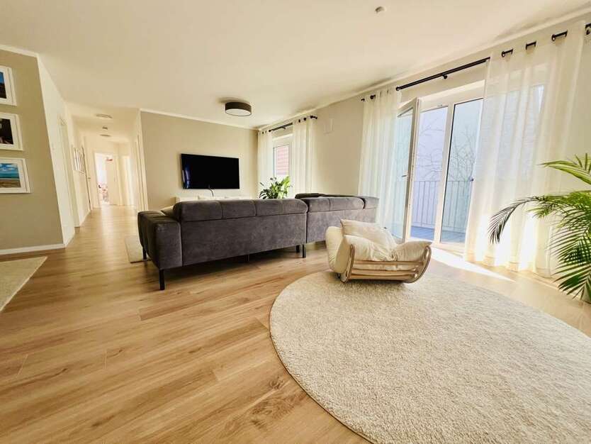 Wohnung zum Mieten in Rülzheim 1.452 € 132 m² 4 zimmer