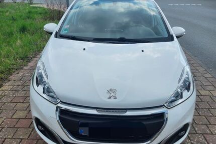 Peugeot 208 64.500 km 6.990 &euro; Nackenheim 55299