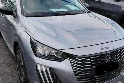 Peugeot 208 22.073 km 15.180 &euro; Rüsselsheim 65428