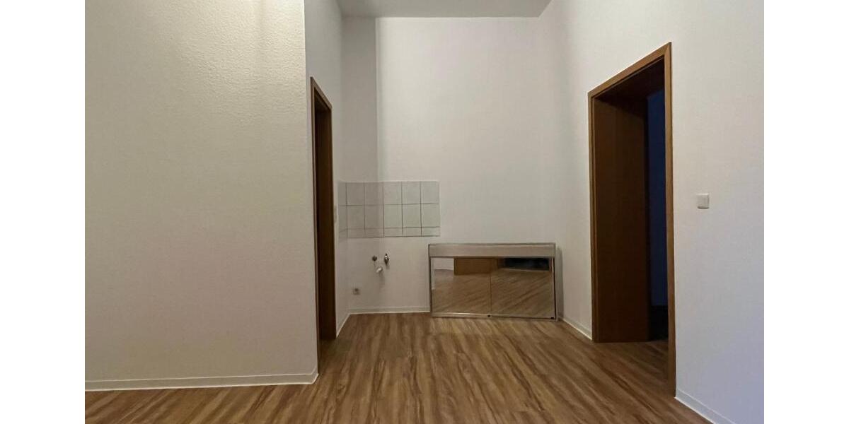 Erdgeschoßwohnung Pößneck - 1 Zimmer, 41 m&sup2;, 290&euro; | Angebot:25887626
