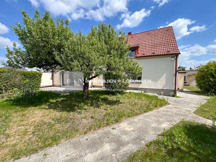Haus zum Kaufen in Berlin Bohnsdorf 579.000 € 180 m²