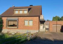 Familienfreundliches Haus mit großem Garten u. NFL, teilrenoviert