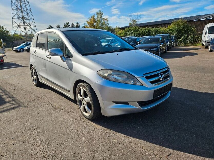 FR-V