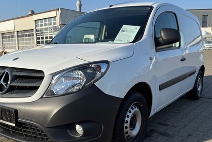 Mercedes-Benz Citan 108.170 km 10.900 € Düsseldorf 40233