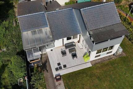 Saniert- und Modernisiert I 2 Bäder I Kamin I ruhig + grün 5 zimmer