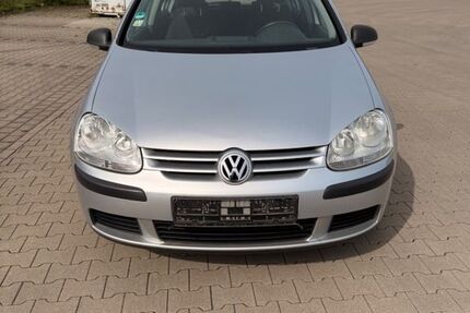 VW Golf 215.576 km 2.300 &euro; Lemgo 32657