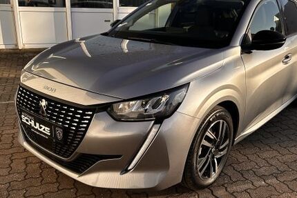 Peugeot 208 29.959 km 17.860 &euro; Magdeburg 39110