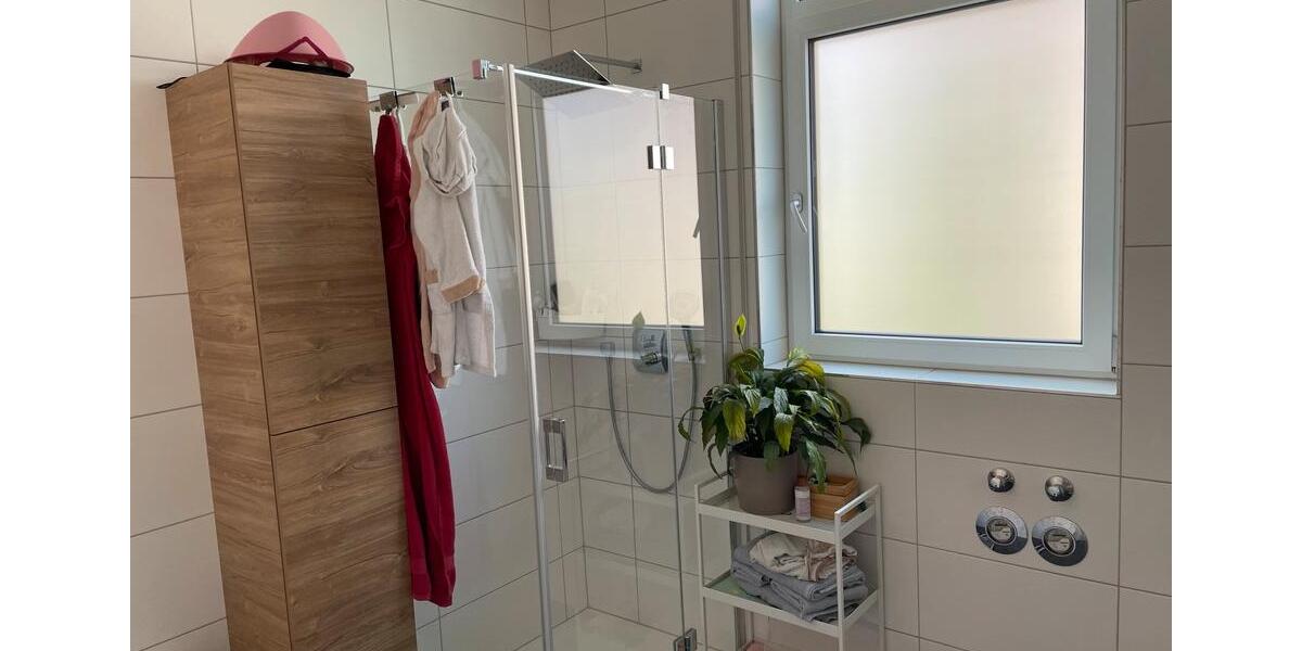 Erdgeschoßwohnung Postbauer-Heng Heng - 4 Zimmer, 130 m&sup2;, 399.000&euro; | Angebot:26885121