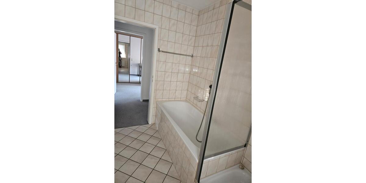 Reihenhaus Fröndenberg (Ruhr) - 4 Zimmer, 105 m&sup2;, 275.000&euro; | Angebot:27163795