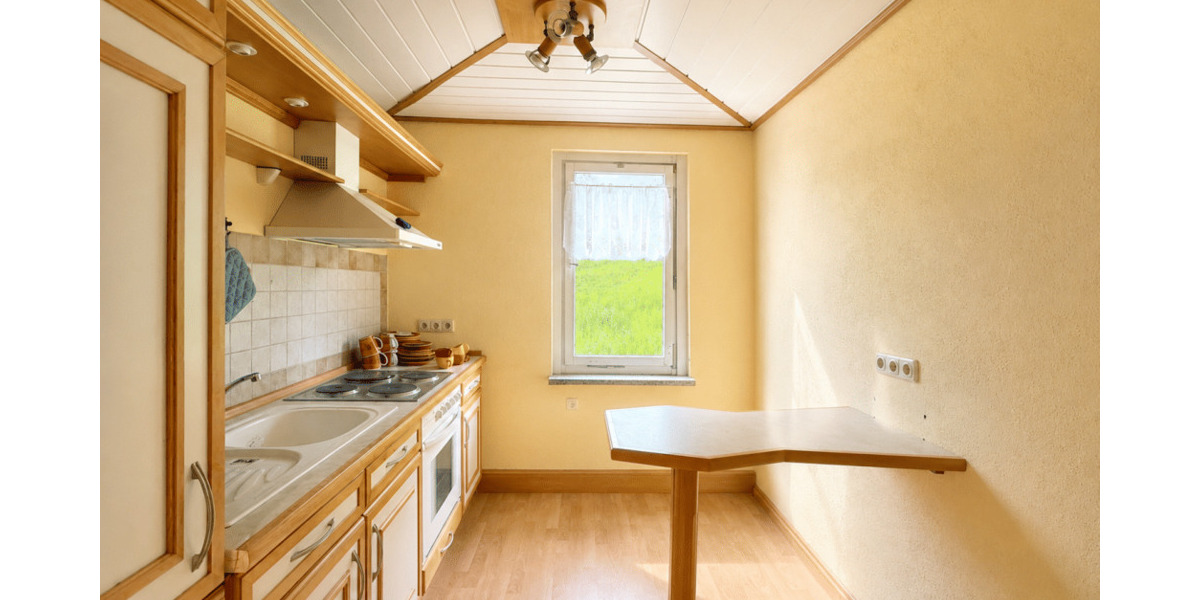 Mehrfamilienhaus, Wohnhaus Saalfeld Volkmannsdorf - 6 Zimmer, 150 m&sup2;, 78.000&euro; | Angebot:26887645