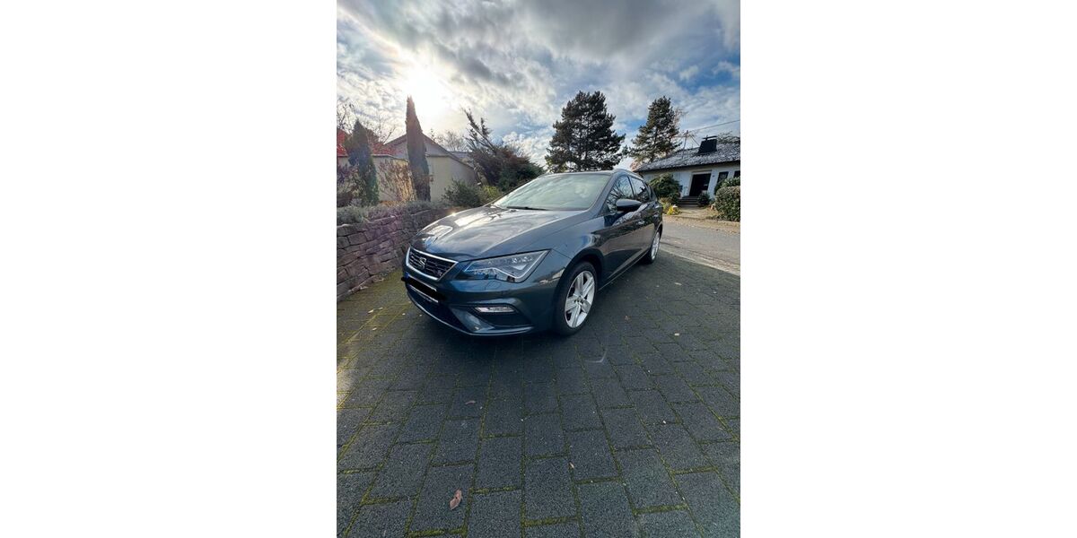 Seat Leon 136.000 km 10.900 &euro; Königswinter 53639