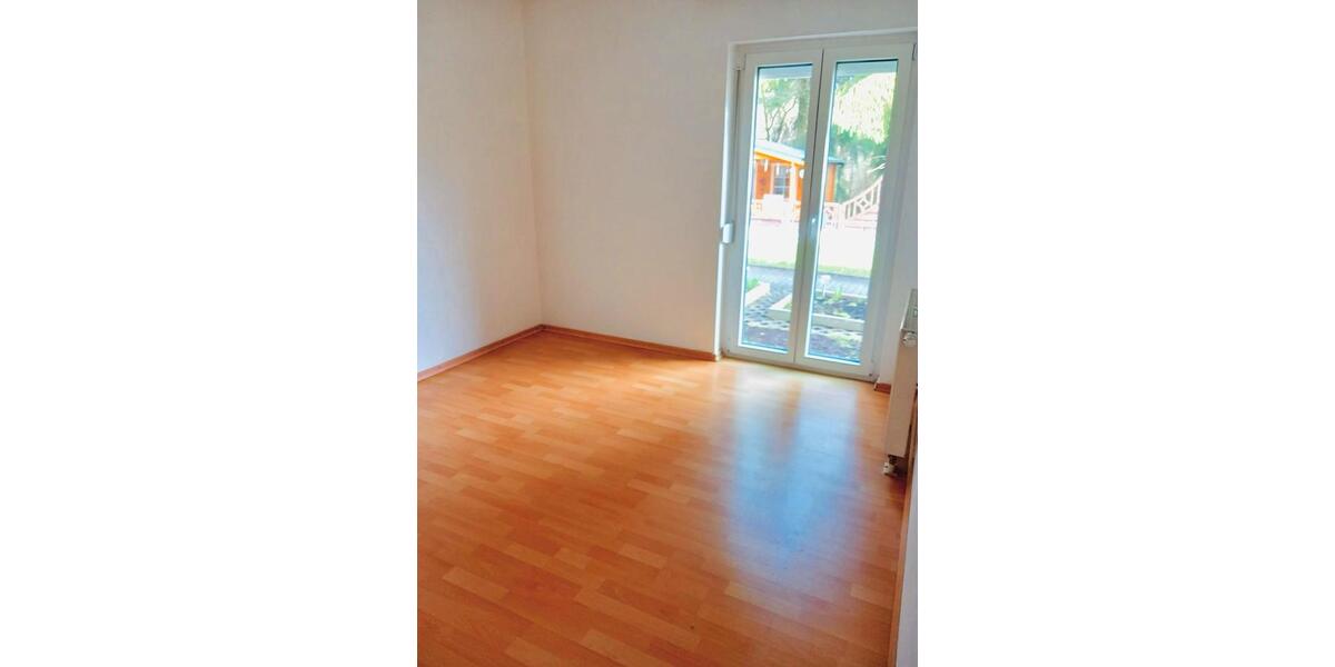 Erdgeschoßwohnung Wunsiedel - 3 Zimmer, 75 m&sup2;, 105.000&euro; | Angebot:26051552