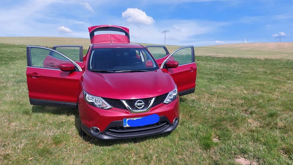 Nissan Qashqai 44.370 km 10.900 € Dorfchemnitz 09619